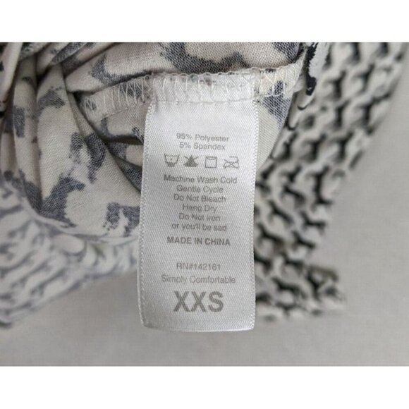 LuLaRoe Women's Top Irma Tunic T-Shirt Black & White Unicorn Print Size XXS - Picture 7 of 13